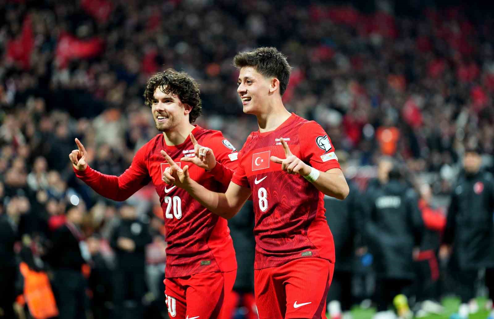 2026 FIFA Dünya Kupası play-off yarı final: Türkiye: 1 - Romanya: 0 (Maç sonucu)
2026 FIFA Dünya Kupası play-off yarı final: Türkiye: 1 - Romanya: 0 (Maç sonucu)