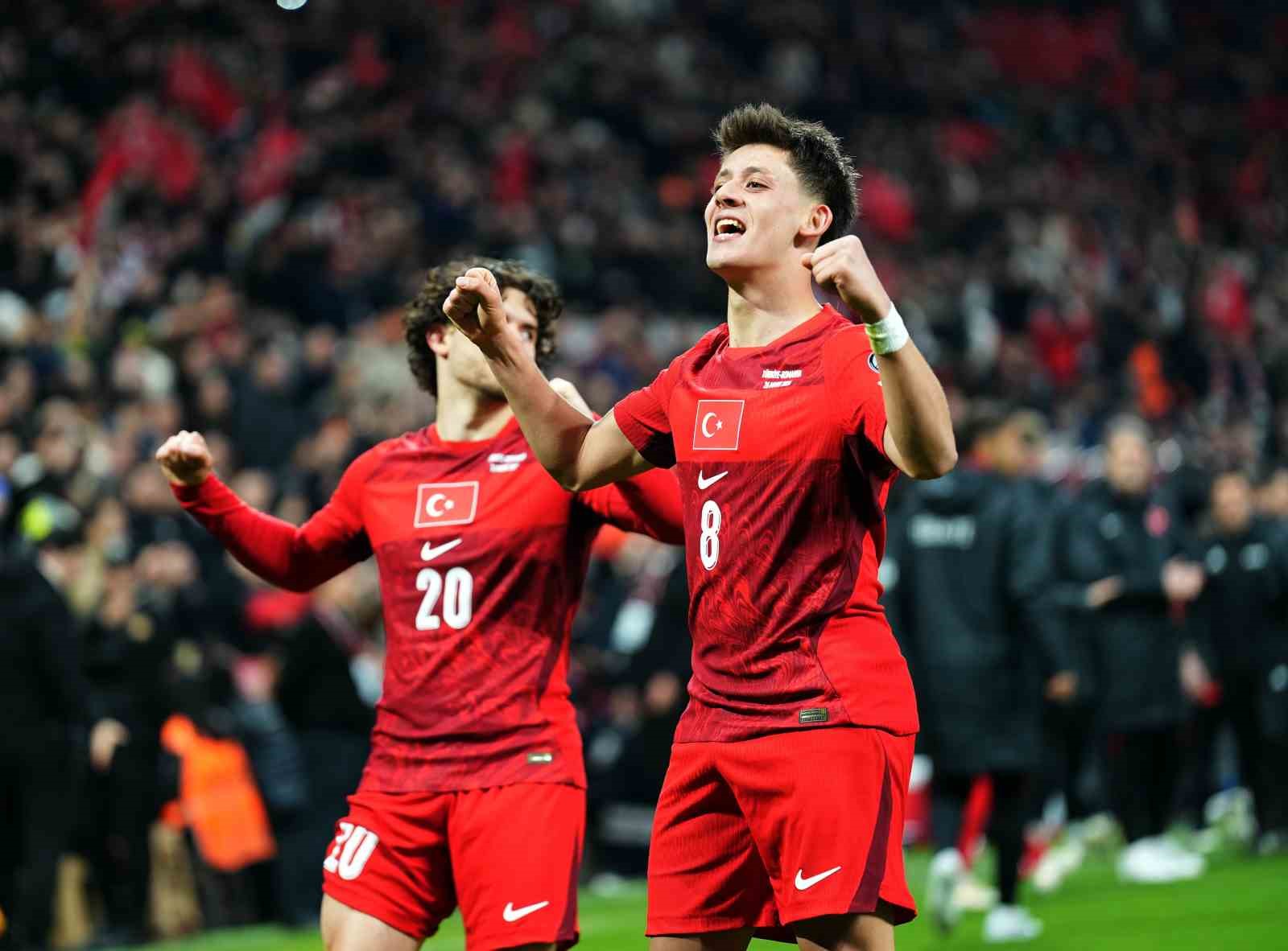 2026 FIFA Dünya Kupası play-off yarı final: Türkiye: 1 - Romanya: 0 (Maç sonucu)
2026 FIFA Dünya Kupası play-off yarı final: Türkiye: 1 - Romanya: 0 (Maç sonucu)