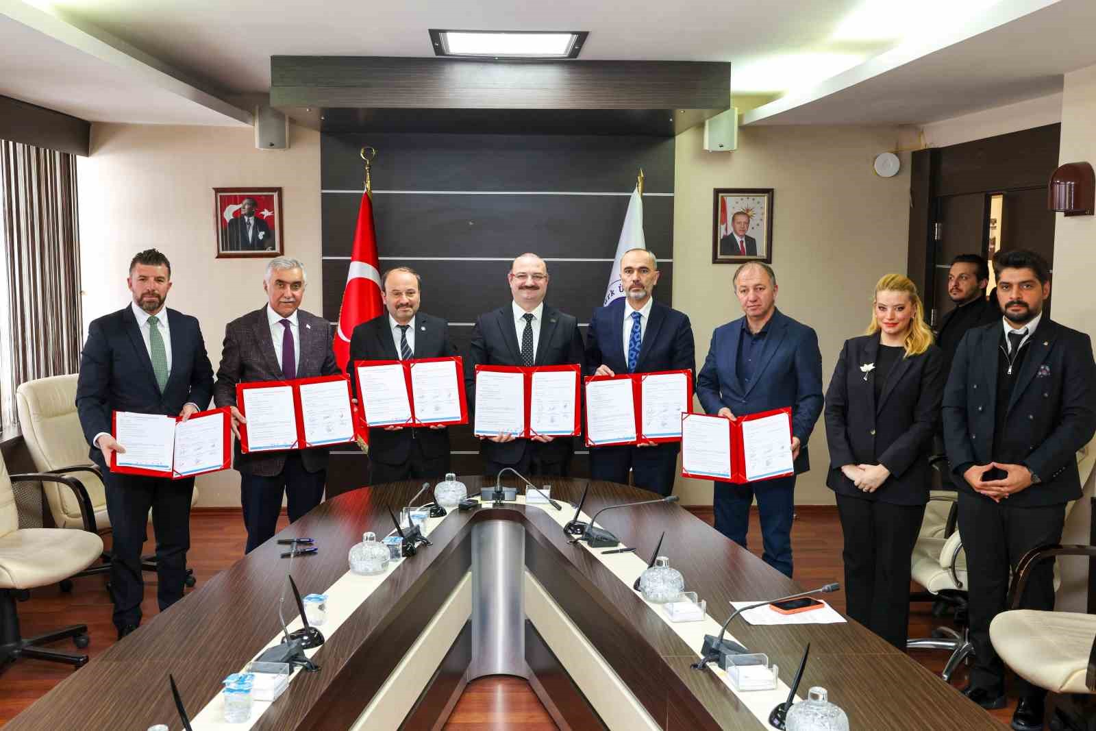 2028 Avrupa Üniversiteler Kış Oyunları için iyi niyet protokolü imzalandı
