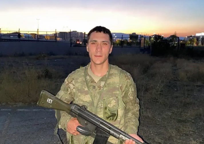 22 yaşındaki gencin öldürüldüğü olayda sanıklardan 2’si tahliye edildi
