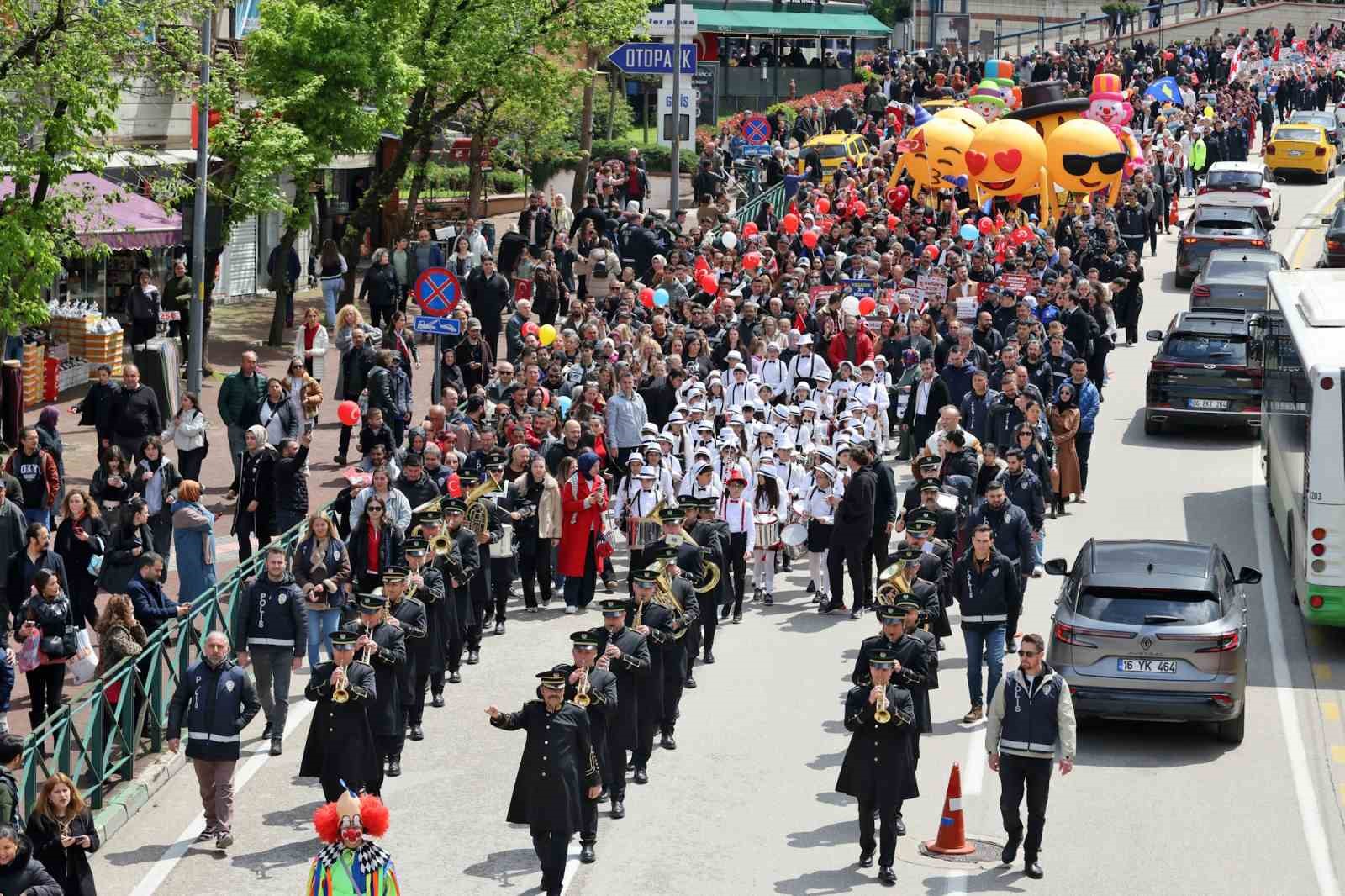 23 Nisan Bursa’da coşkuyla kutlandı
