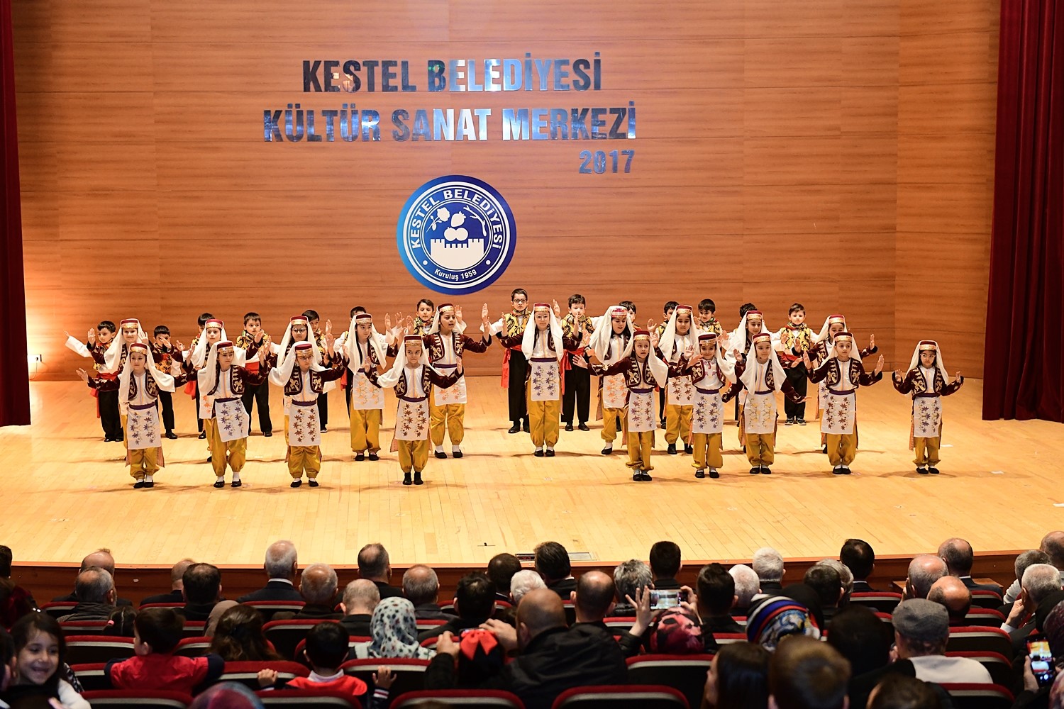 23 Nisan coşkusu Kestel’de birlik ve beraberlik içerisinde kutlandı
