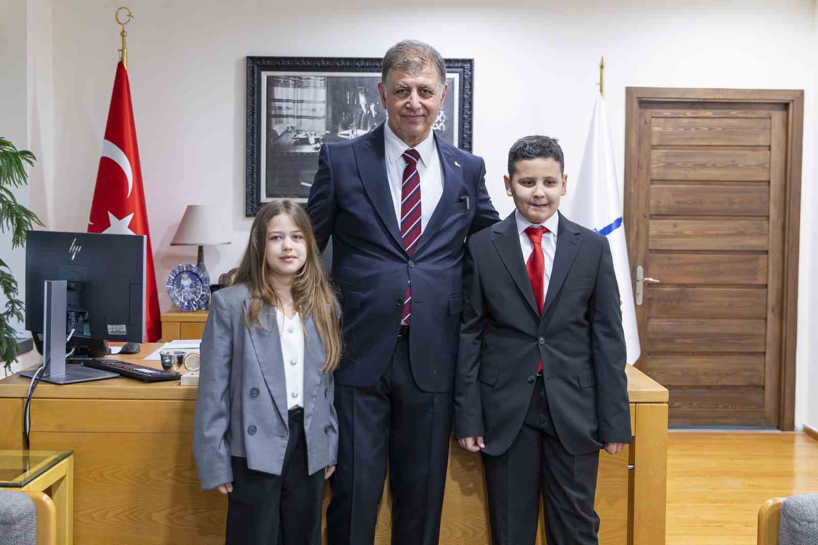 23 Nisan’da başkanlık koltuğu çocukların
