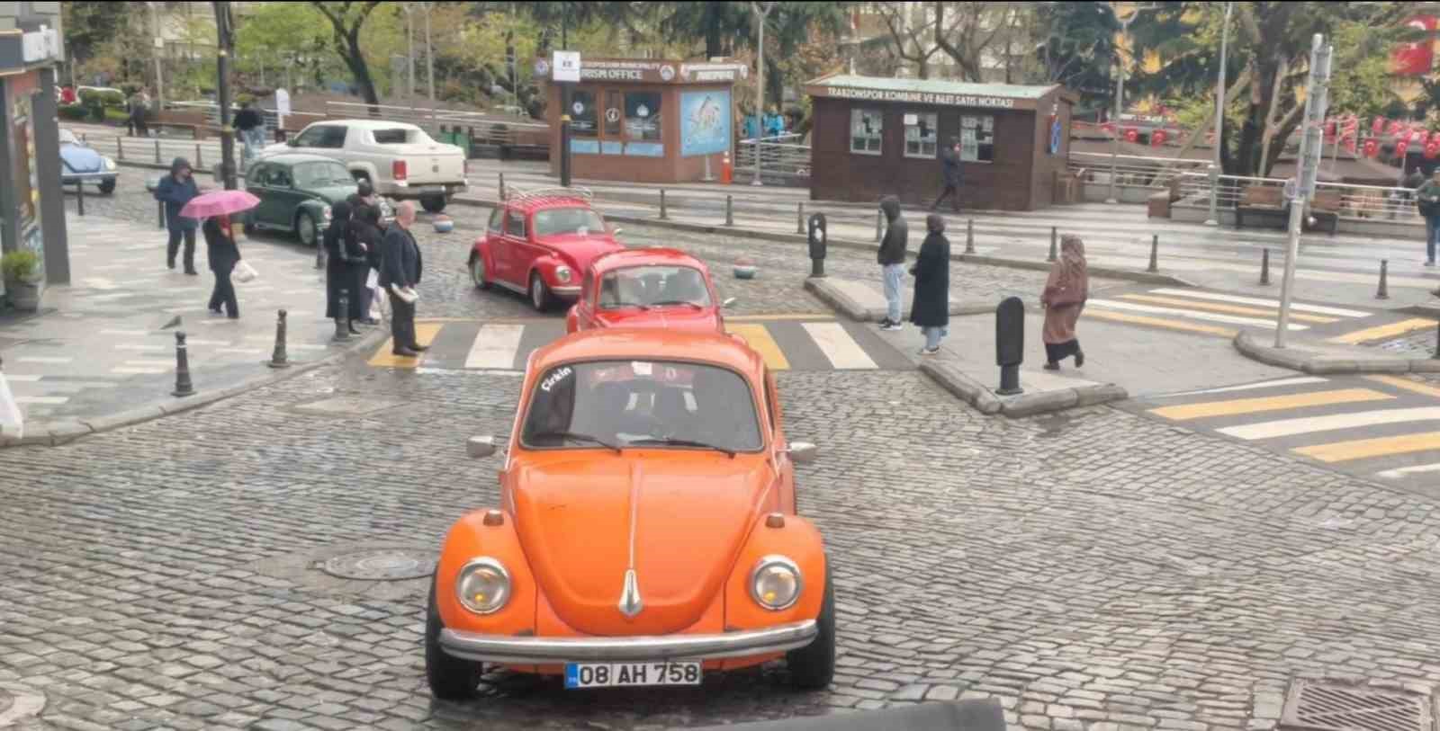 23 Nisan’da vosvoslar çocuklar için sürdü
