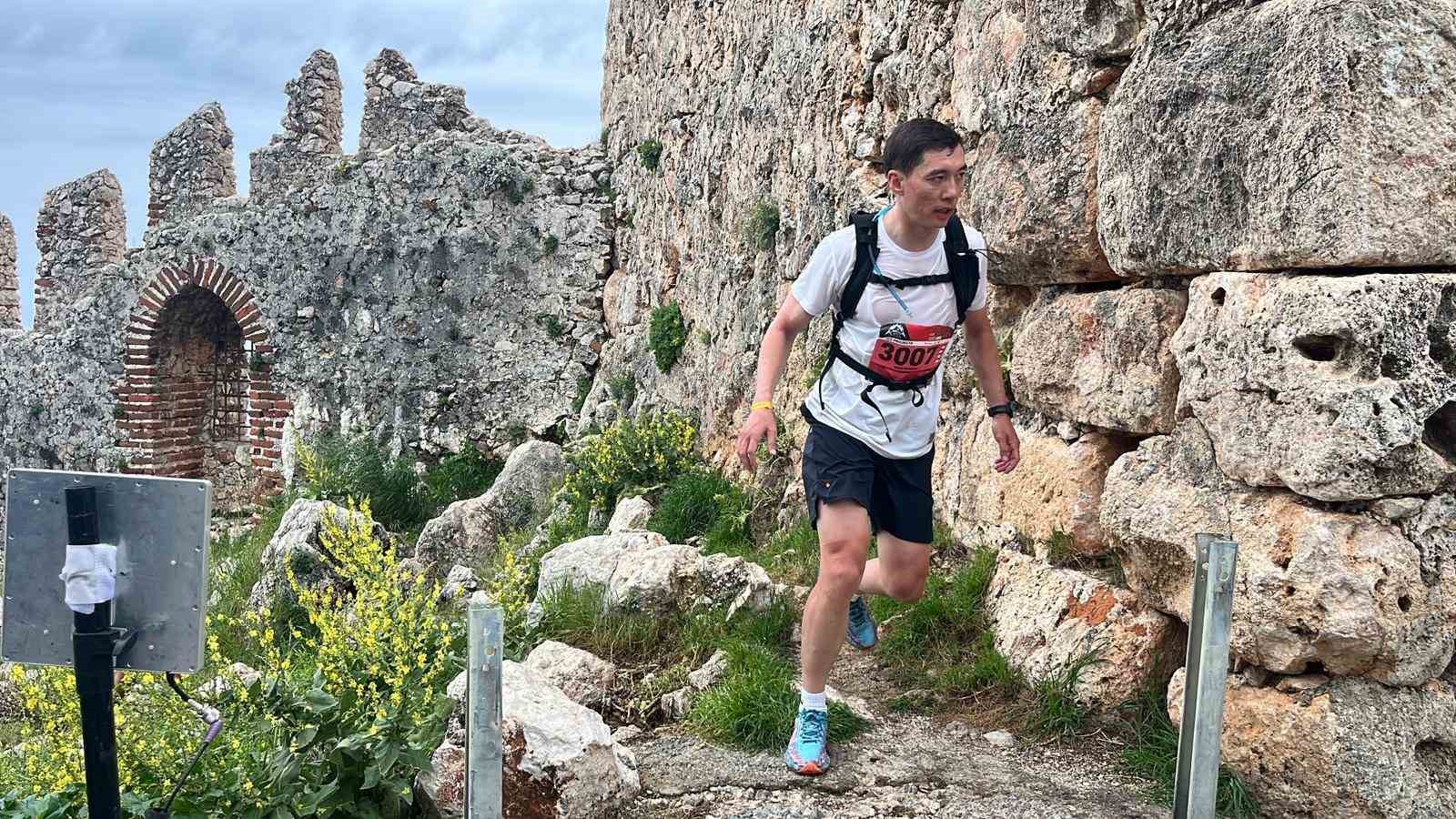 23 ülkeden 820 sporcu Alanya Ultra Trail için start aldı
23 ülkeden 820 sporcu Alanya Ultra Trail için start aldı