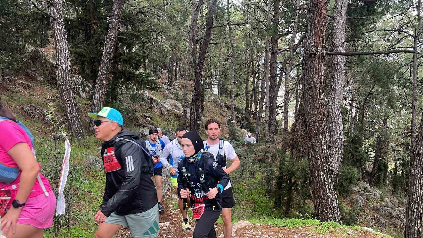 23 ülkeden 820 sporcu Alanya Ultra Trail için start aldı
23 ülkeden 820 sporcu Alanya Ultra Trail için start aldı