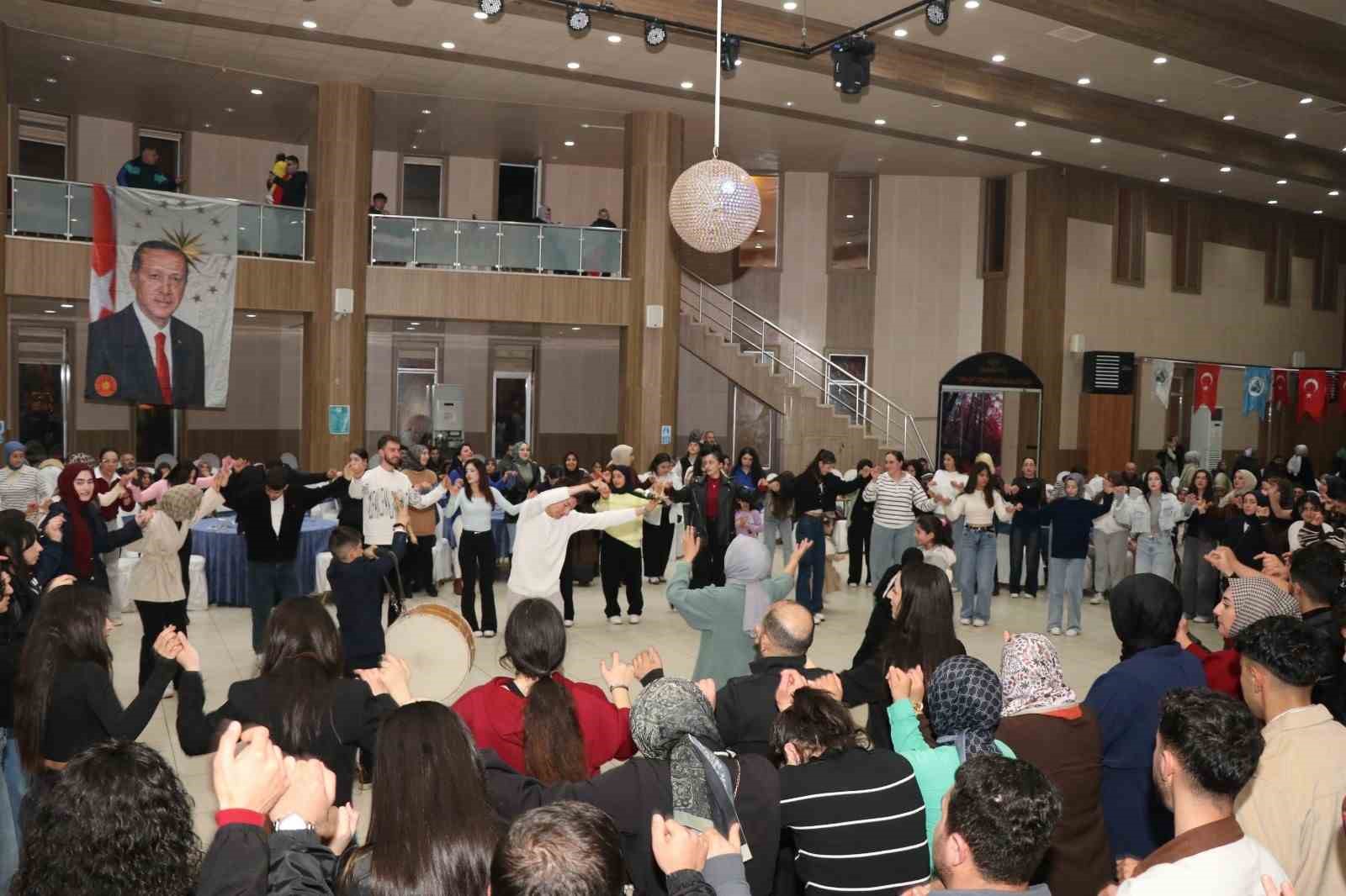 25 Mart konseri ile coştular
