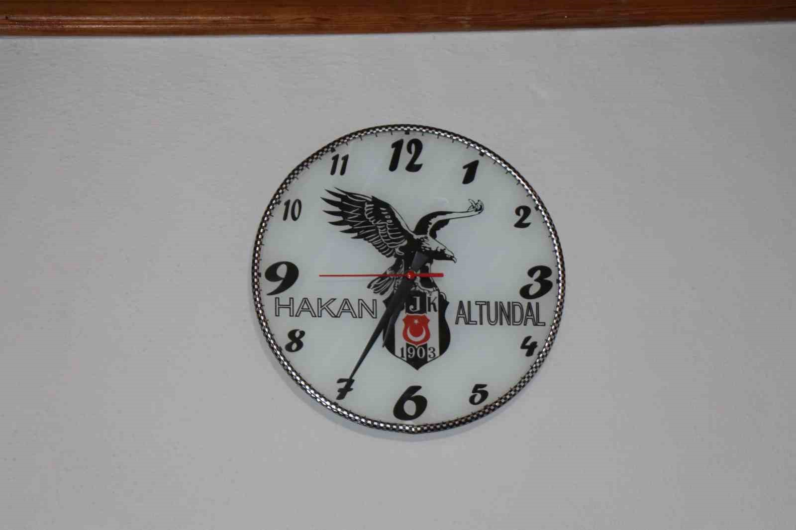 25 yıldır Beşiktaş’ın her maçını tek tek not ediyor
