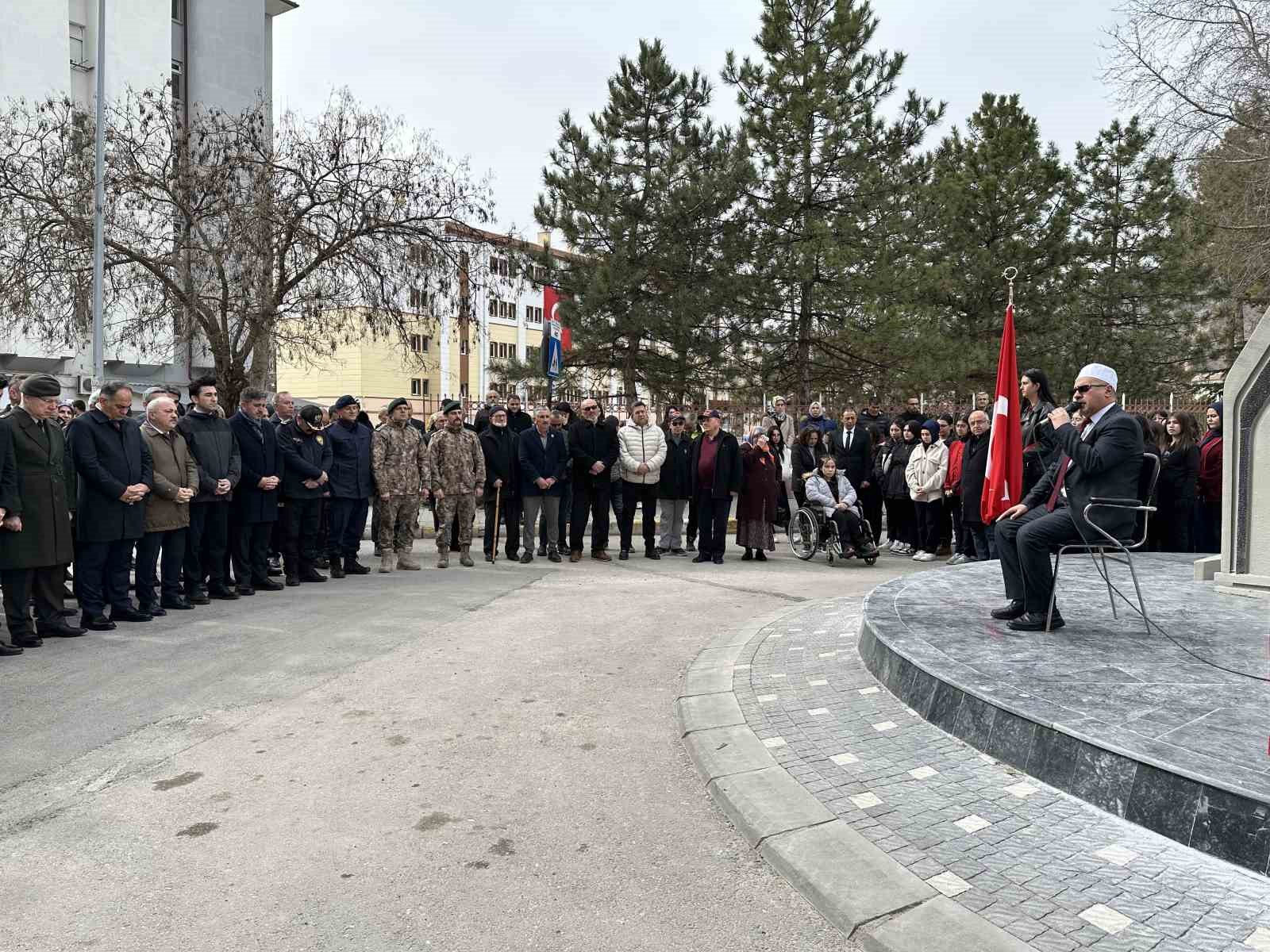26 yıl önce düzenlenen terör saldırısında şehit olanlar anıldı
