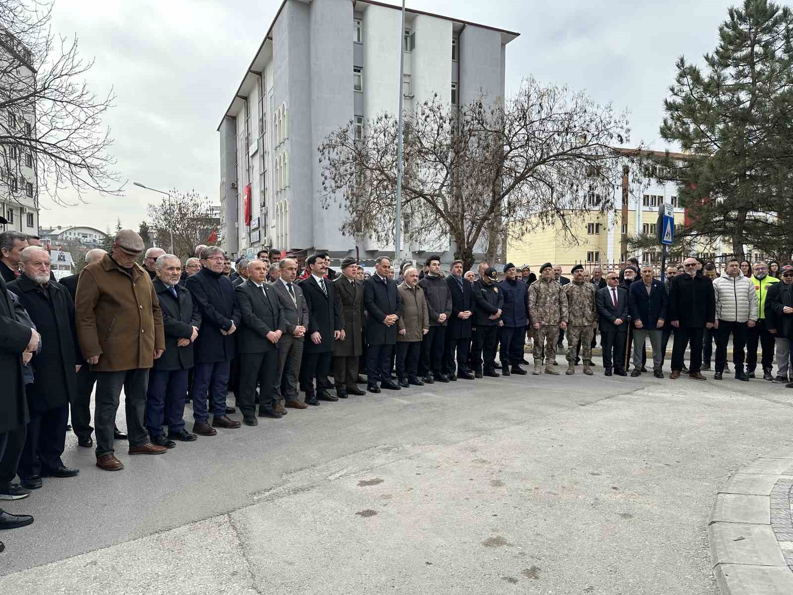 26 yıl önce düzenlenen terör saldırısında şehit olanlar anıldı
