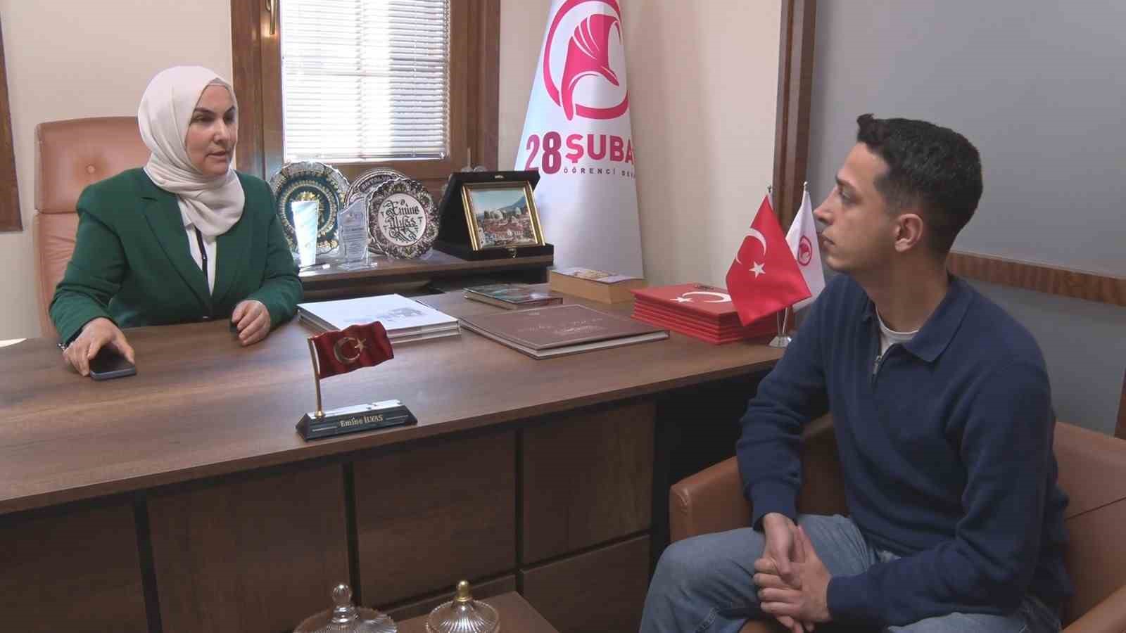 28 Şubat döneminde eğitim hakları engellenen İlyas ve Ağdalyan: "28 Şubat yalnızca eğitim değil, sosyal ve psikolojik yaşamlarımızı da derinden etkiledi"
