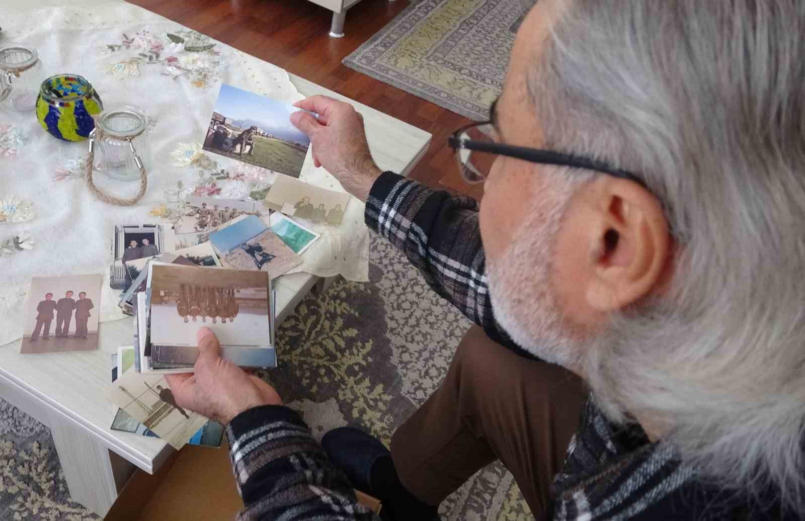 28 Şubat mağduru Şimşek: "Başörtülü eşimi ticari taksi ile gece arka koltukta saklayıp lojmana geçiriyordum"
28 Şubat mağduru Şimşek: "Başörtülü eşimi ticari taksi ile gece arka koltukta saklayıp lojmana geçiriyordum"