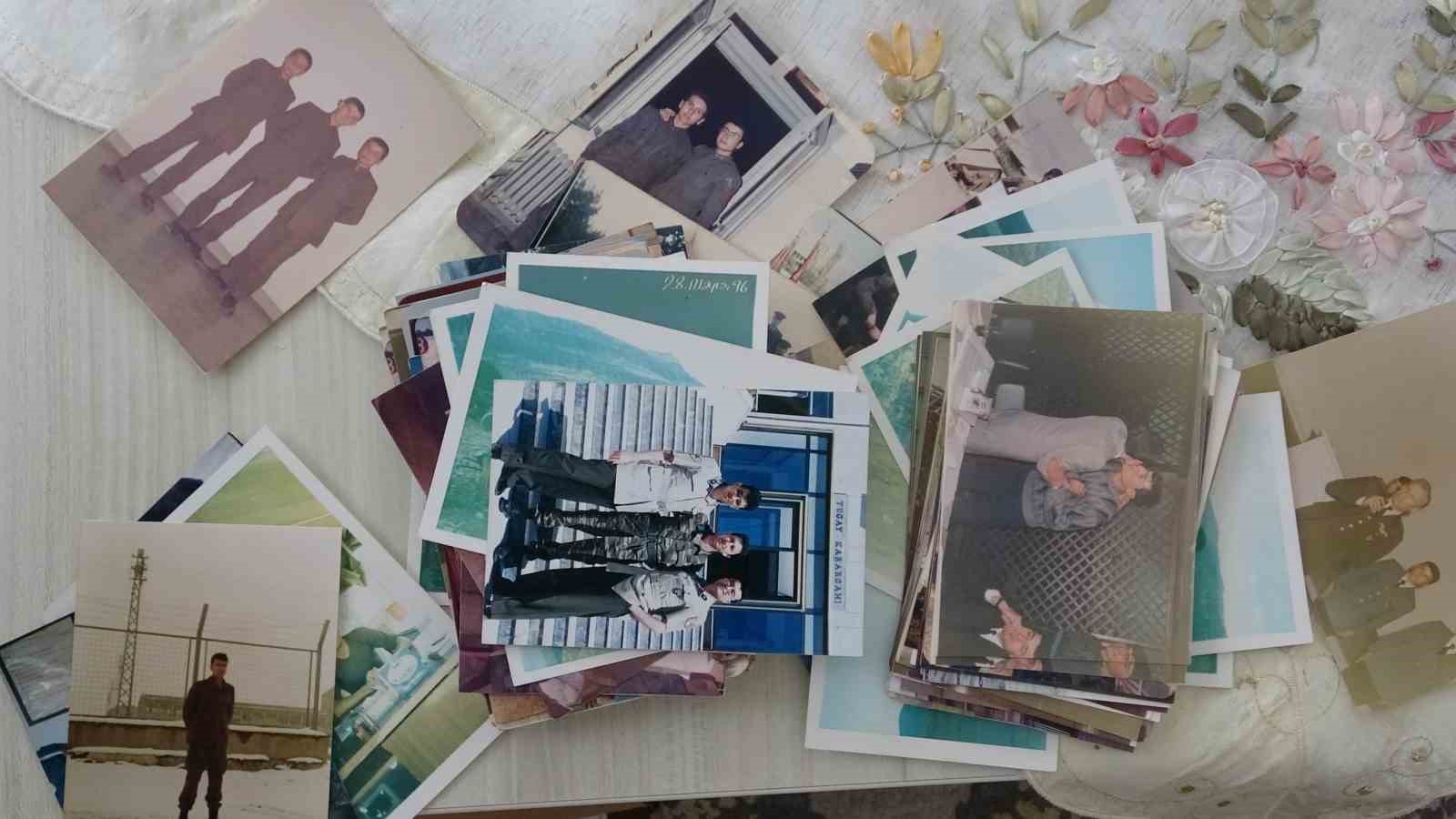 28 Şubat mağduru Şimşek: "Başörtülü eşimi ticari taksi ile gece arka koltukta saklayıp lojmana geçiriyordum"
28 Şubat mağduru Şimşek: "Başörtülü eşimi ticari taksi ile gece arka koltukta saklayıp lojmana geçiriyordum"