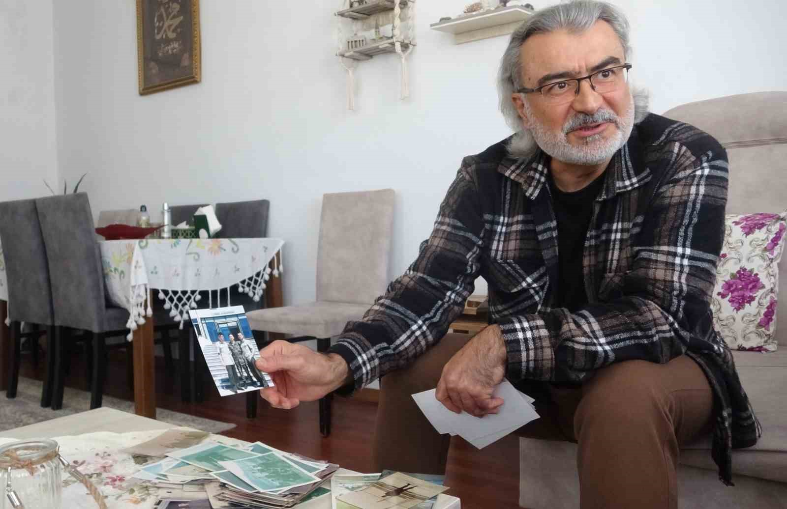 28 Şubat mağduru Şimşek: "Başörtülü eşimi ticari taksi ile gece arka koltukta saklayıp lojmana geçiriyordum"
28 Şubat mağduru Şimşek: "Başörtülü eşimi ticari taksi ile gece arka koltukta saklayıp lojmana geçiriyordum"