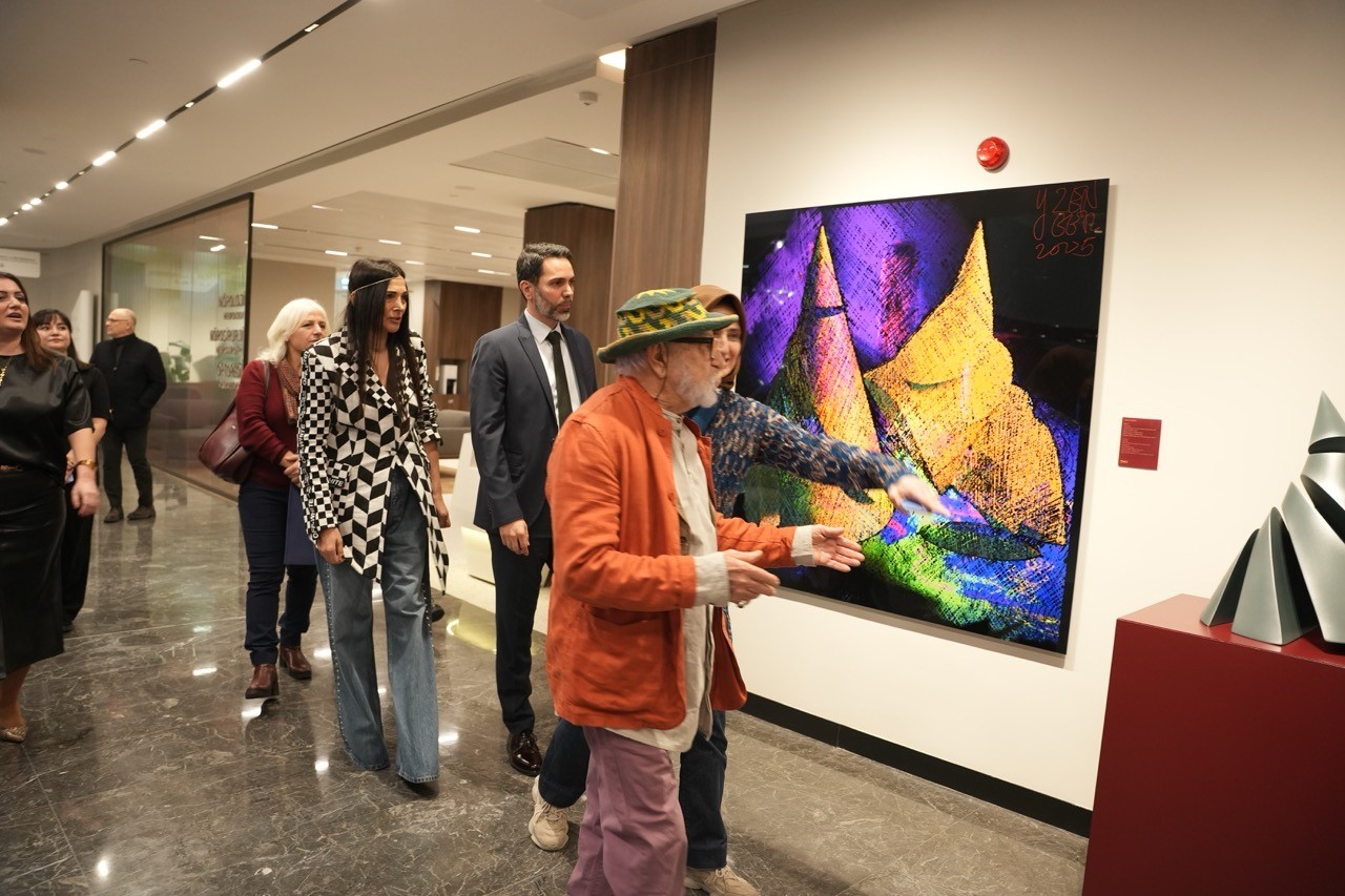 286 eserden oluşan Yılmaz Zenger koleksiyonu ziyarete açıldı
286 eserden oluşan Yılmaz Zenger koleksiyonu ziyarete açıldı