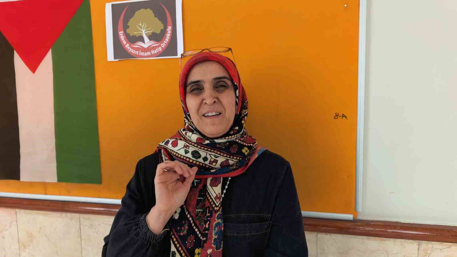 29 yıl önceki 28 Şubat dramını gözyaşları içinde anlattılar
29 yıl önceki 28 Şubat dramını gözyaşları içinde anlattılar