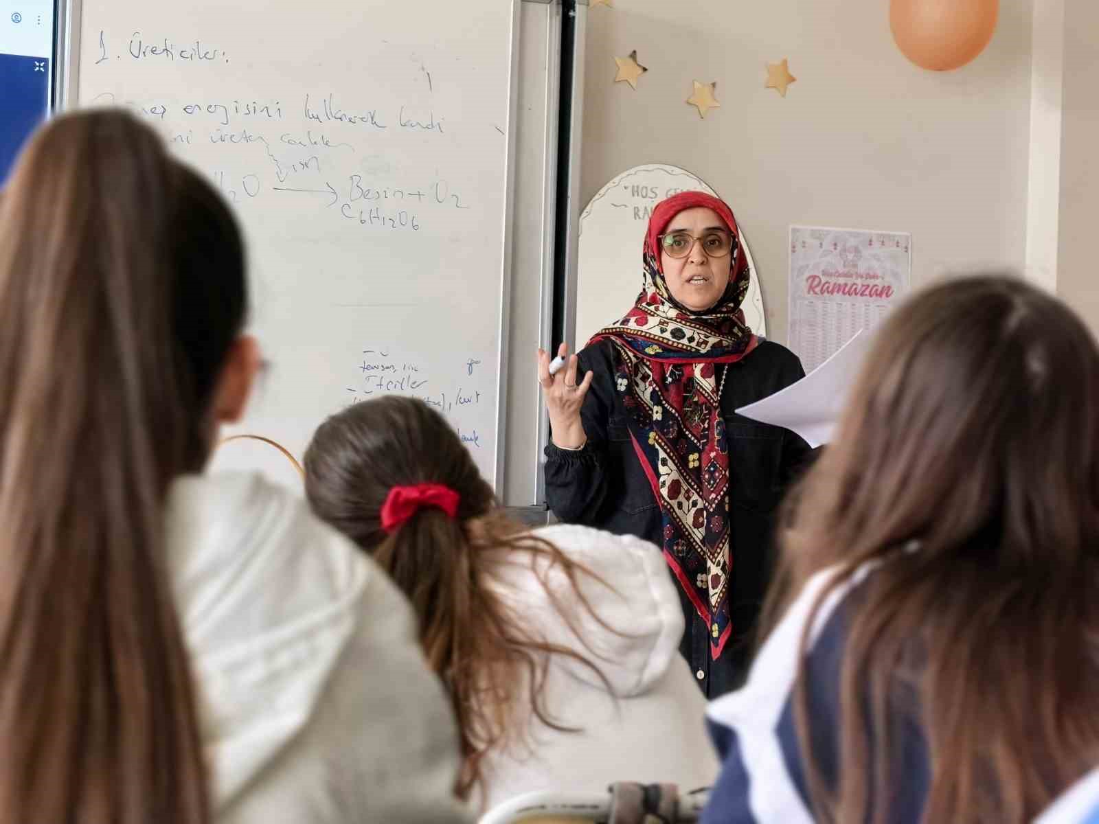 29 yıl önceki 28 Şubat dramını gözyaşları içinde anlattılar
29 yıl önceki 28 Şubat dramını gözyaşları içinde anlattılar