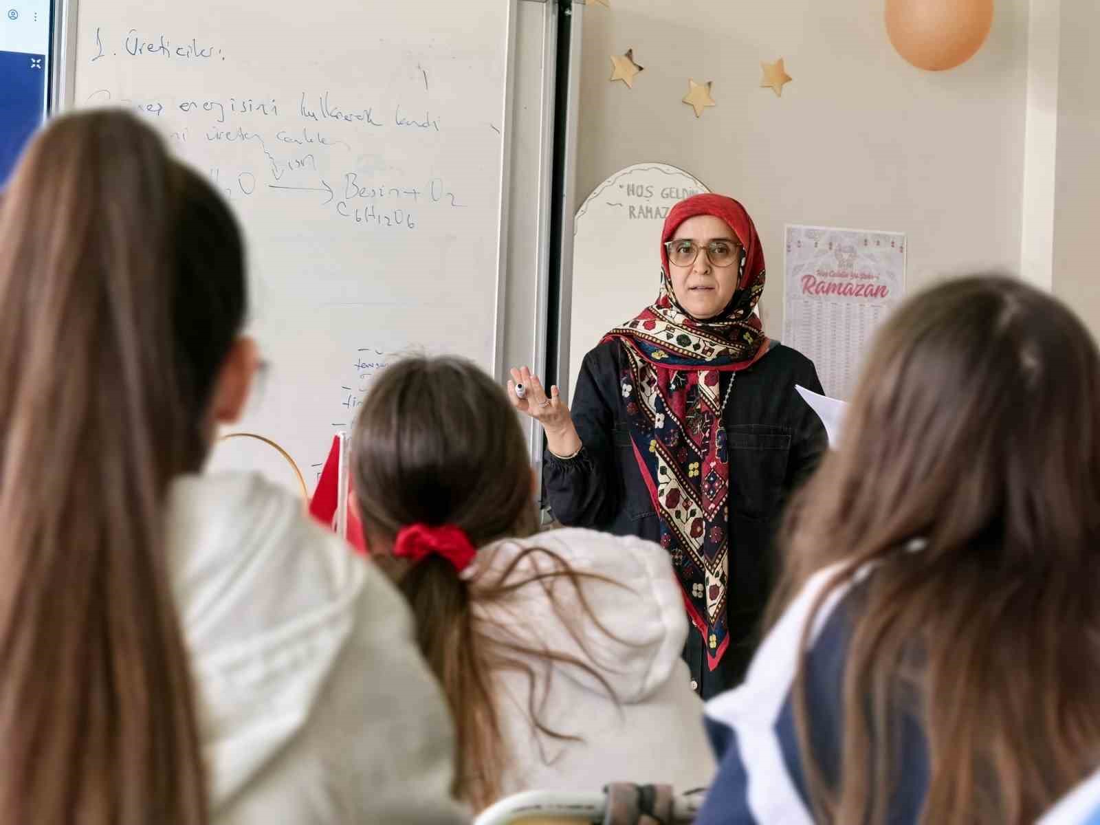 29 yıl önceki 28 Şubat dramını gözyaşları içinde anlattılar
29 yıl önceki 28 Şubat dramını gözyaşları içinde anlattılar