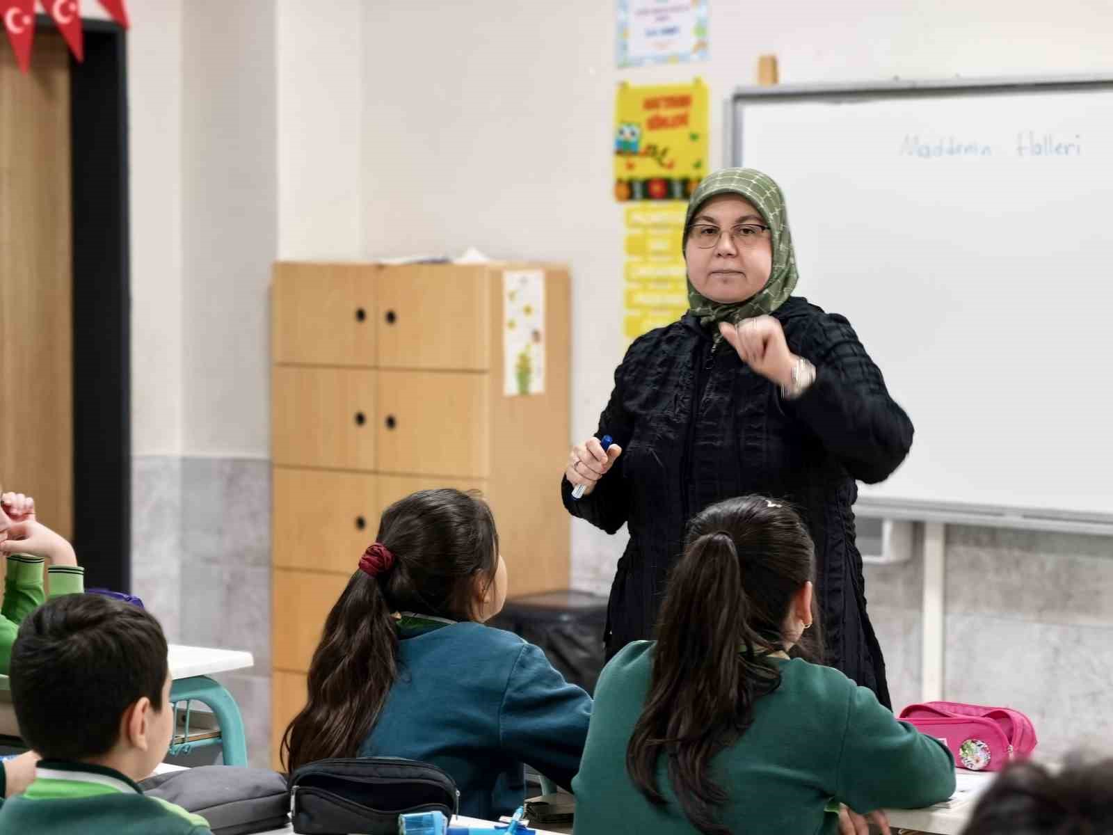 29 yıl önceki 28 Şubat dramını gözyaşları içinde anlattılar
29 yıl önceki 28 Şubat dramını gözyaşları içinde anlattılar