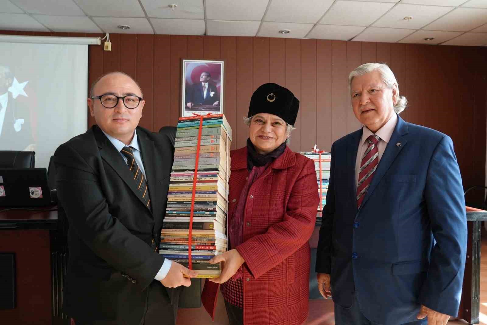 3 Ocak şiir yarışmasında dereceye girenler belirlendi
