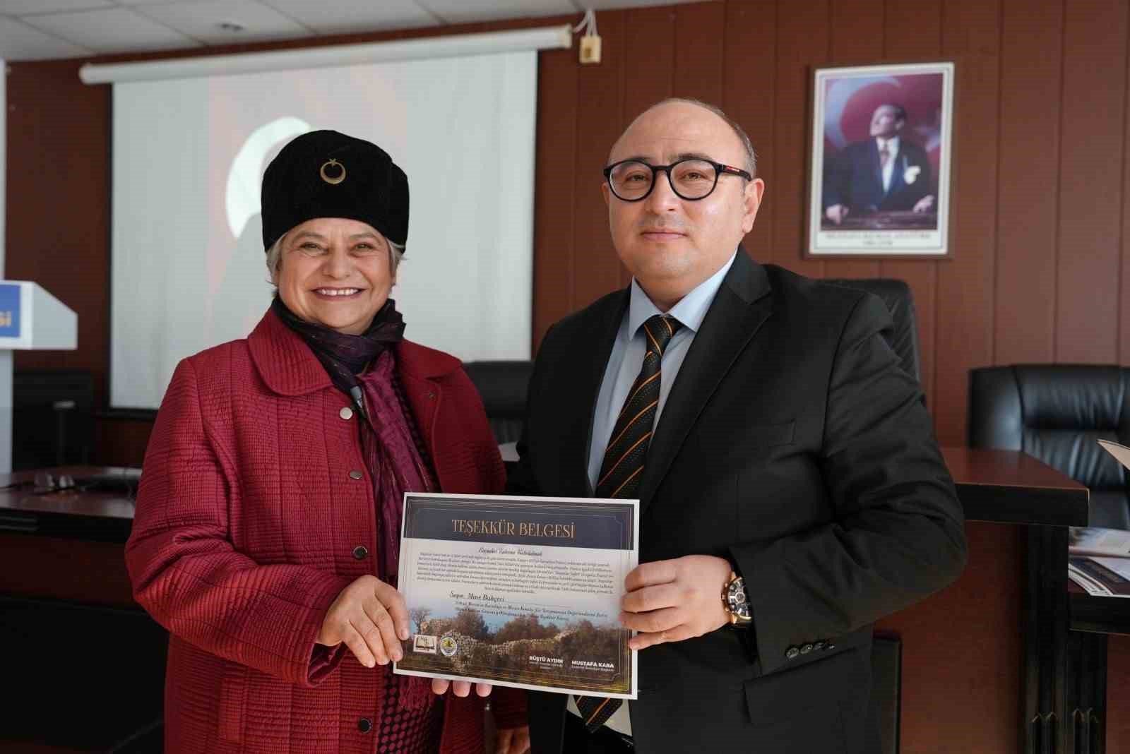 3 Ocak şiir yarışmasında dereceye girenler belirlendi

