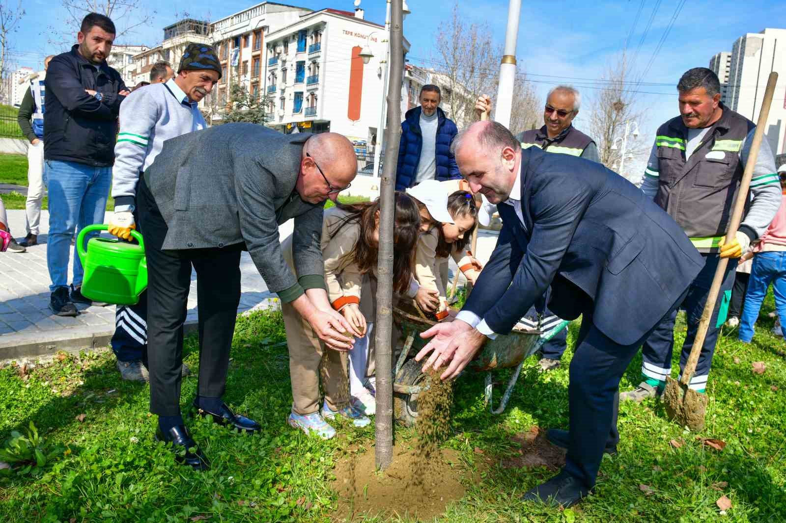 30 Mart Sıfır Atık Günü’nde Esenyurtlu çocuklara çevre bilinci aşılandı
