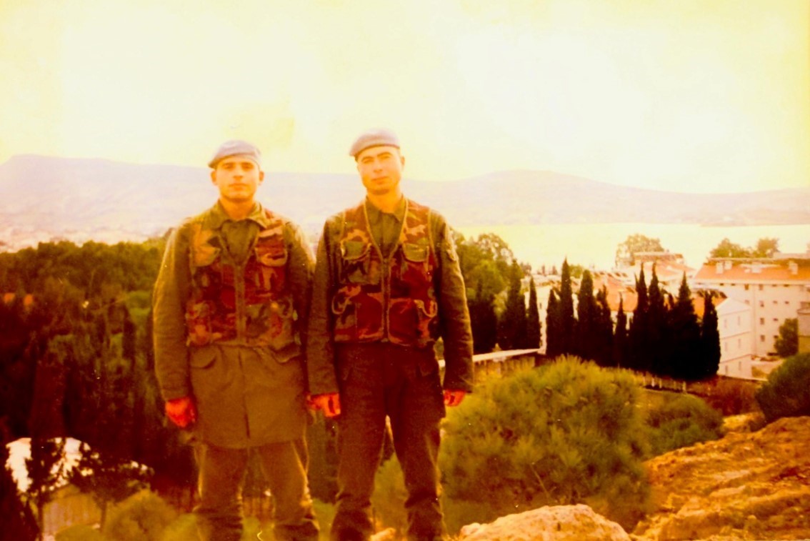 30 yıl önce şehit olan askerin silah arkadaşından şehit annesine duygulandıran ziyaret
