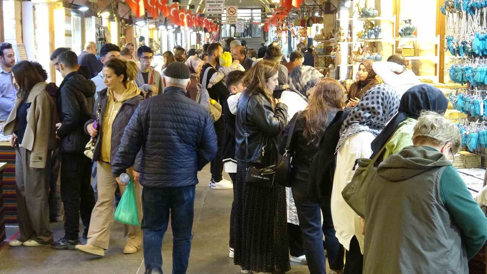 300 yıllık Zincirli Bedesten turistlerin gözdesi
