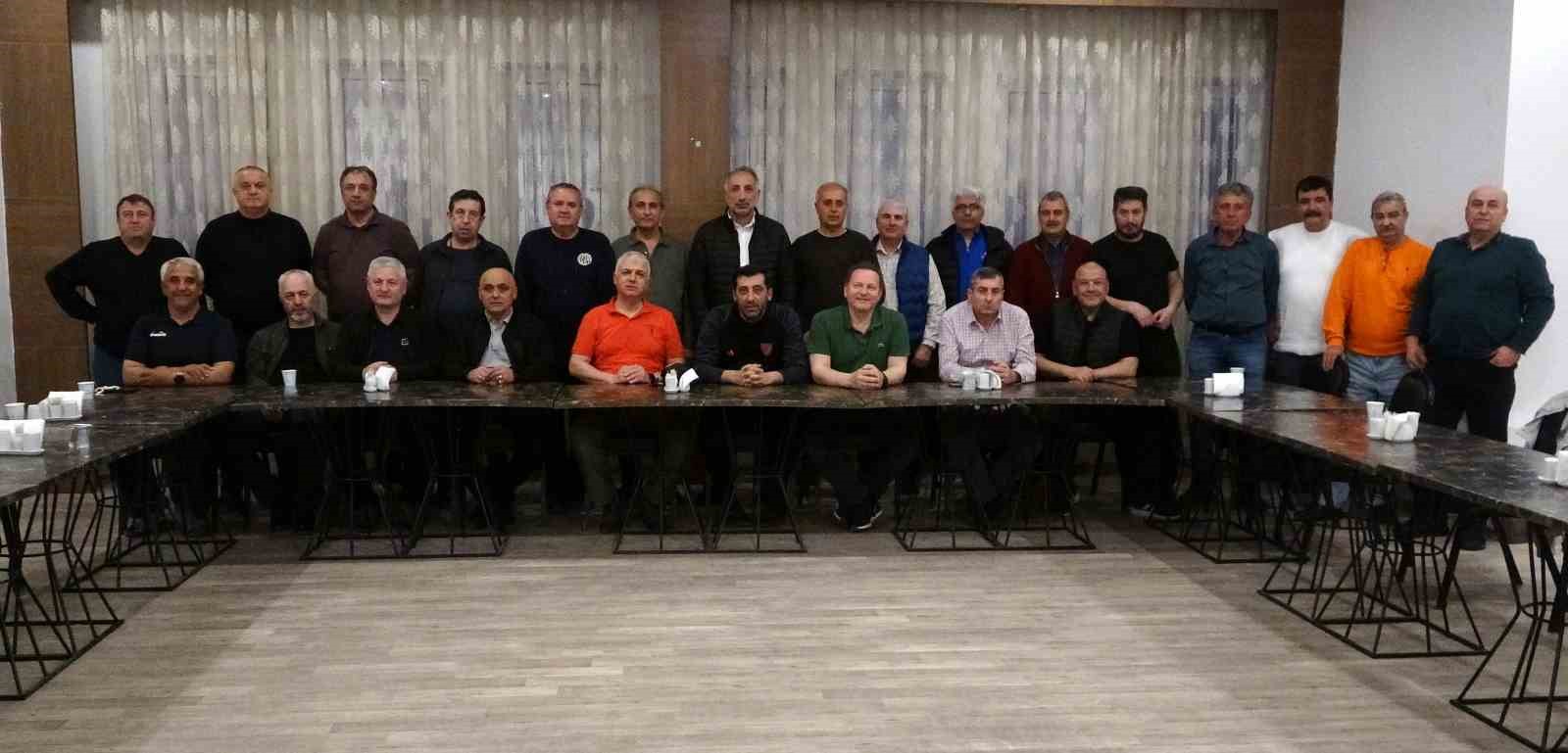 36 yıllık asker arkadaşlığı Kütahya’da yeniden canlandı
