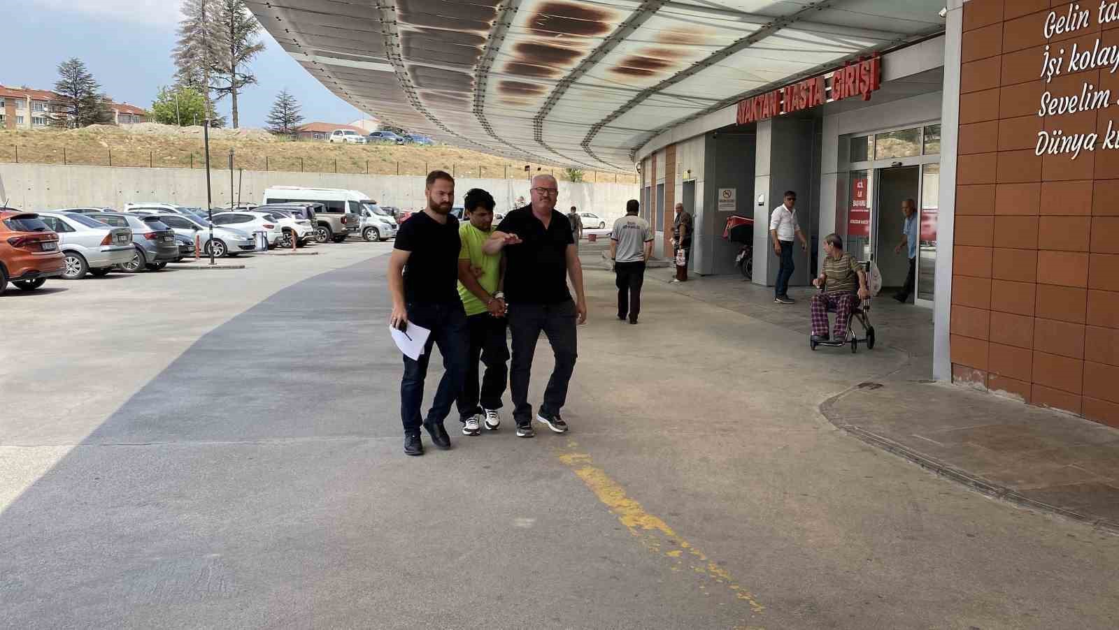 4 çocuk annesi eski sevgilisinin boğazını keserek öldüren sanığa ağırlaştırılmış müebbet
4 çocuk annesi eski sevgilisinin boğazını keserek öldüren sanığa ağırlaştırılmış müebbet