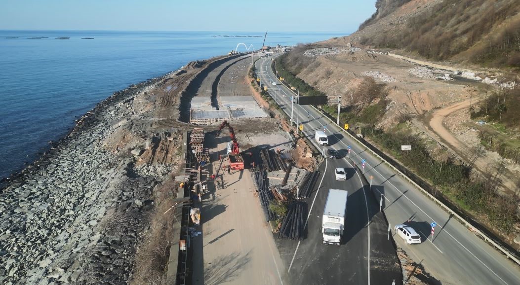 4 kişinin hayatını kaybettiği heyelan bölgesinde tünel çalışması başlatıldı
