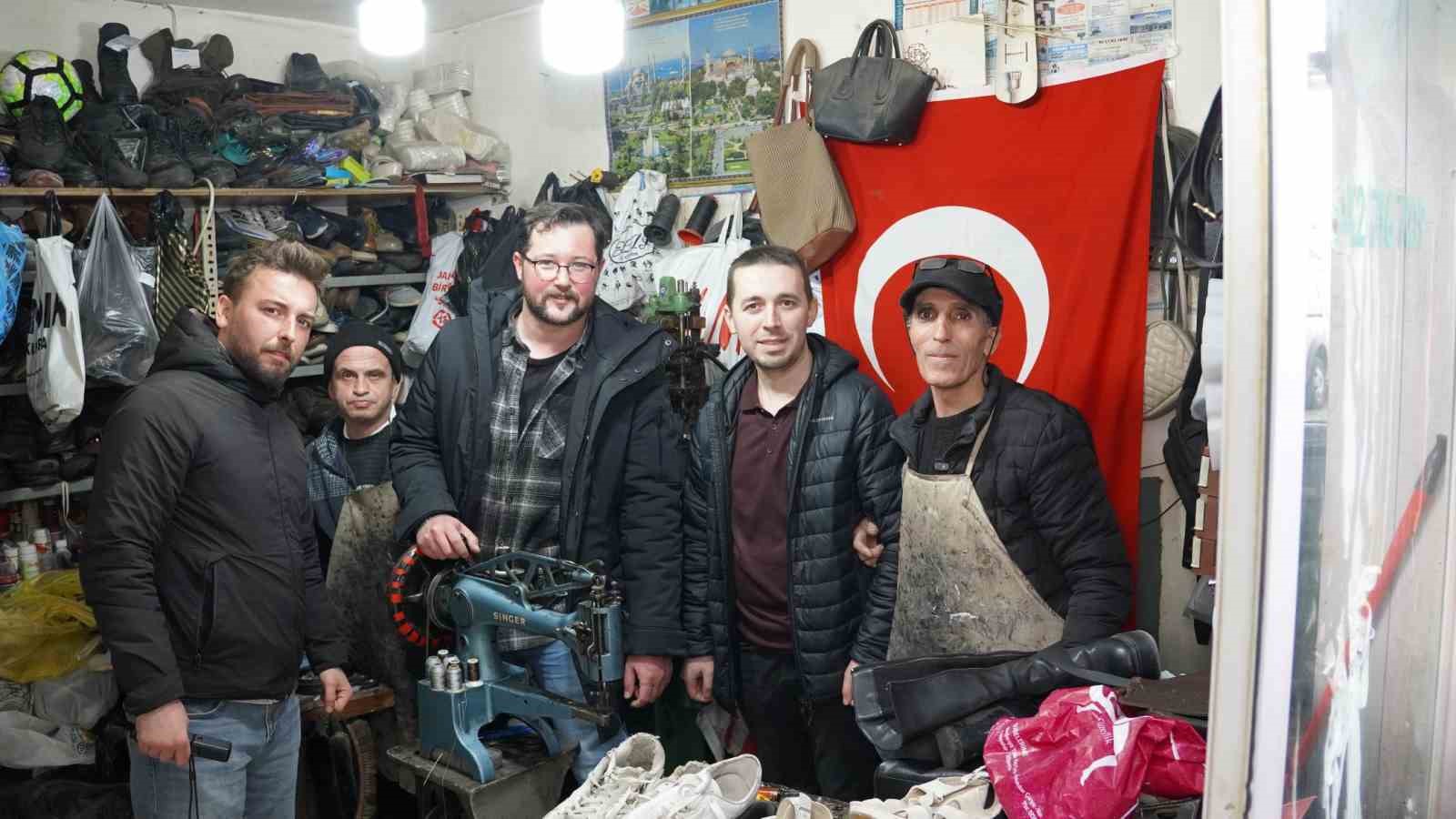 40 yıldır ayakkabıları yeniliyor
