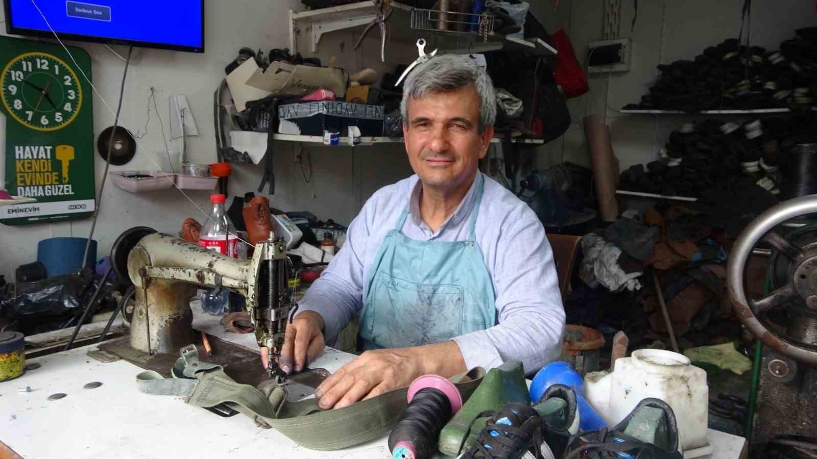 48 yıllık usta çalışma azmiyle gençlere örnek oluyor
