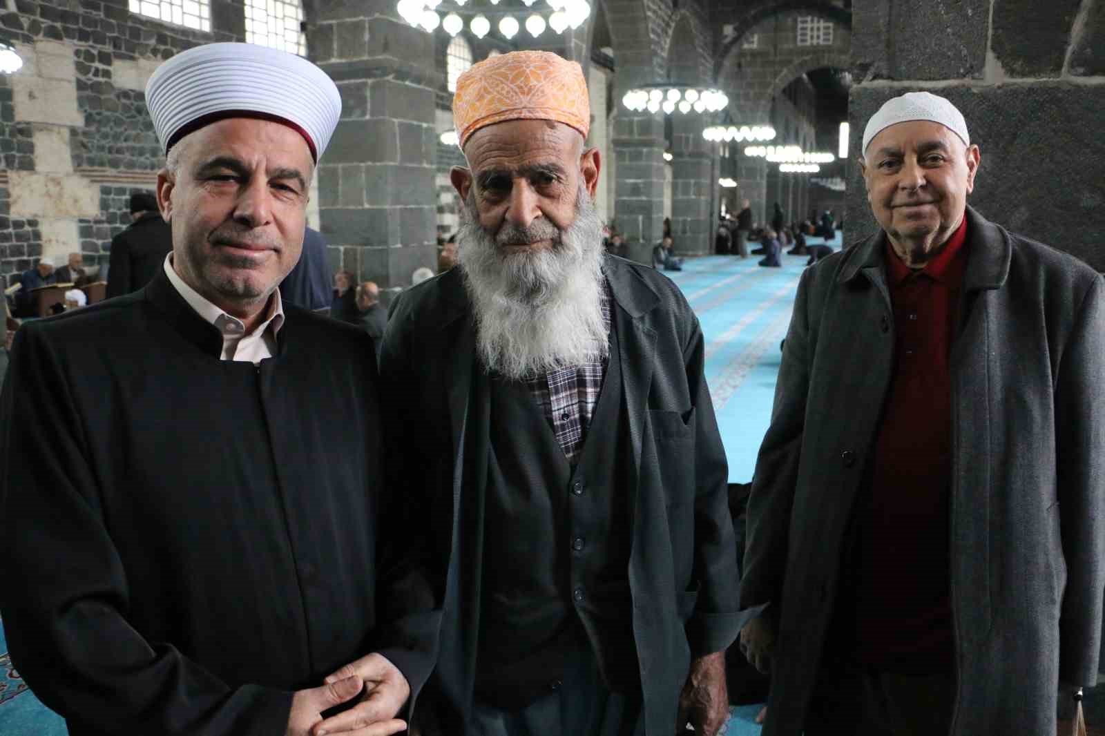 5. Harem-i Şerif’te mukabele geleneği asırlardır sürüyor
