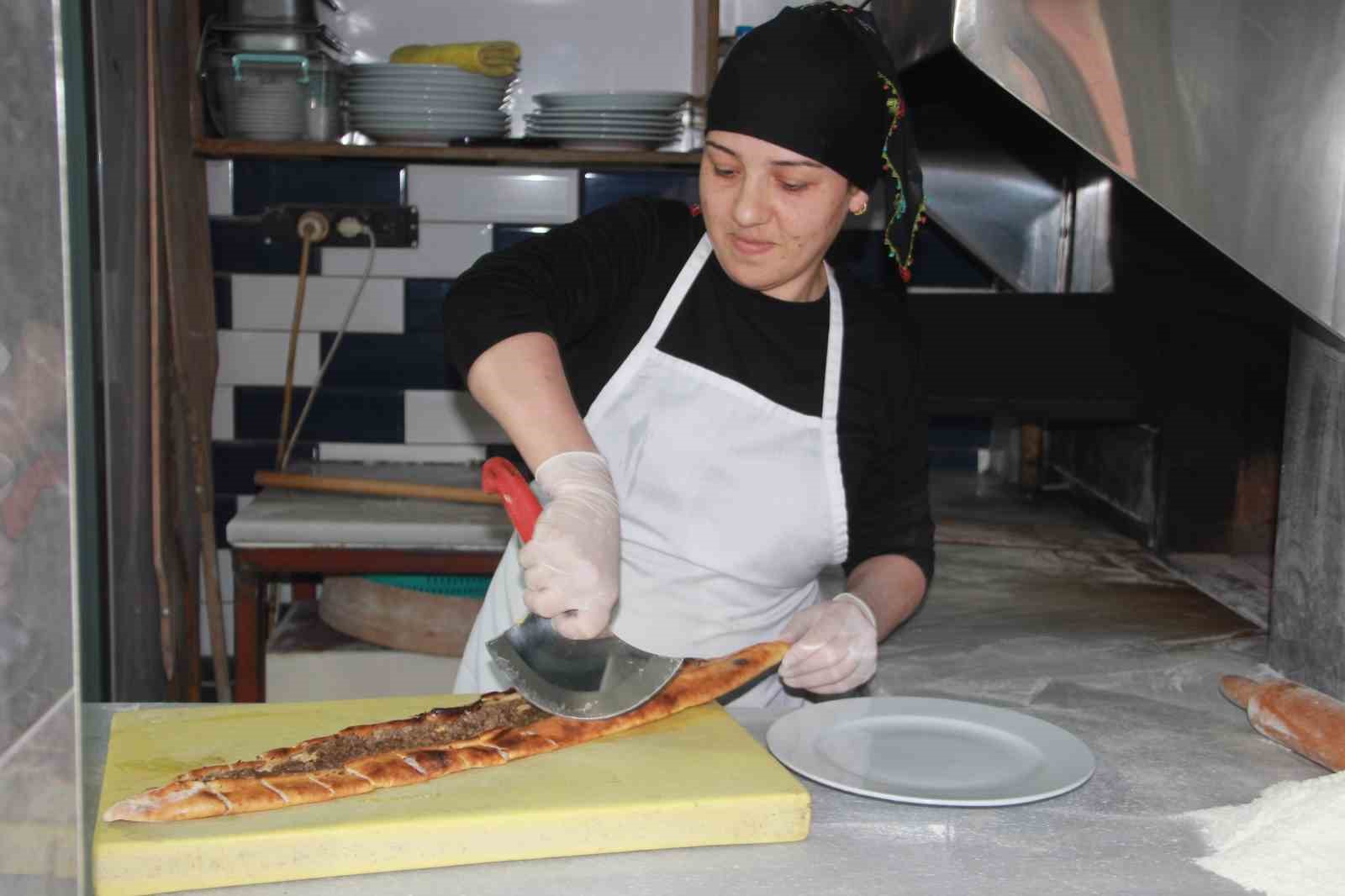 5 kadın, bir lokanta: Bu lokantanın tüm çalışanları kadın
