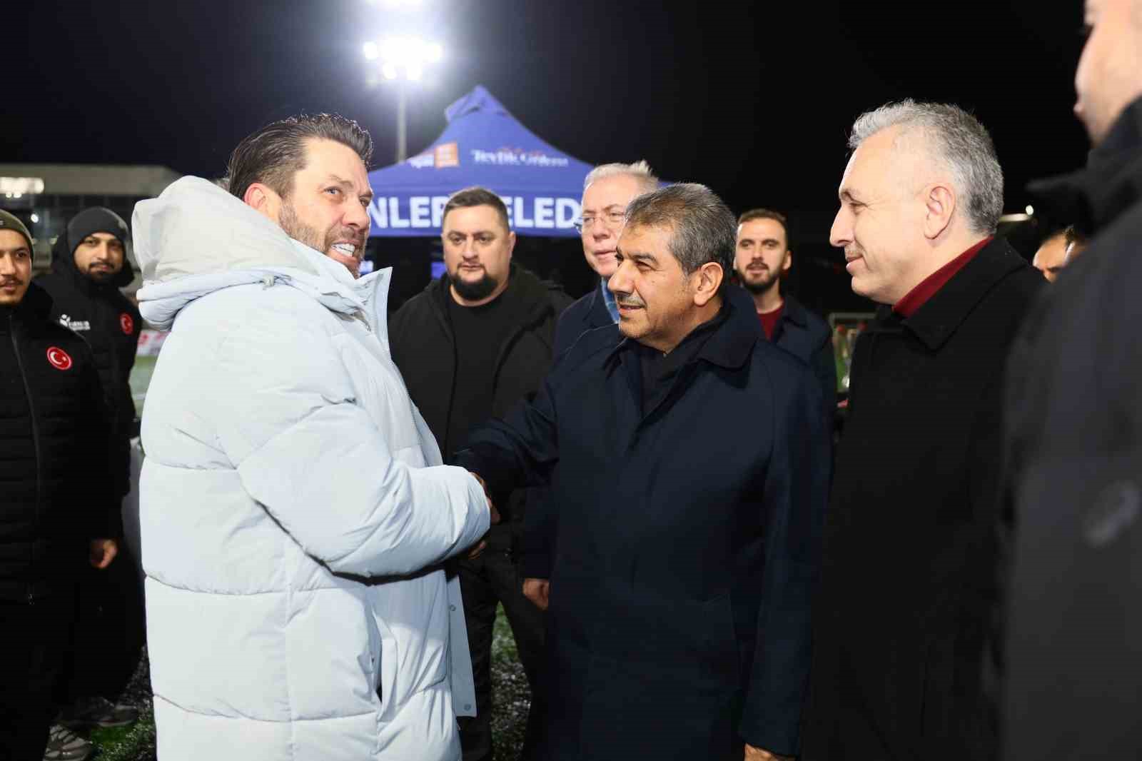 5. Sabri Ugan Esenler Sokak Ligi finalinde Fırat Aydınus düdük çaldı, Emre Tilev anlattı
