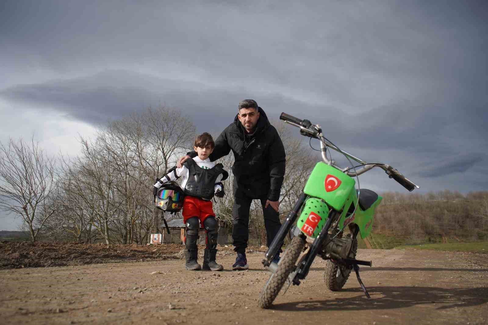 5 yaşındaki Ertuğrul’un motosiklet hikayesi Kur’an-ı Kerim ile başladı
