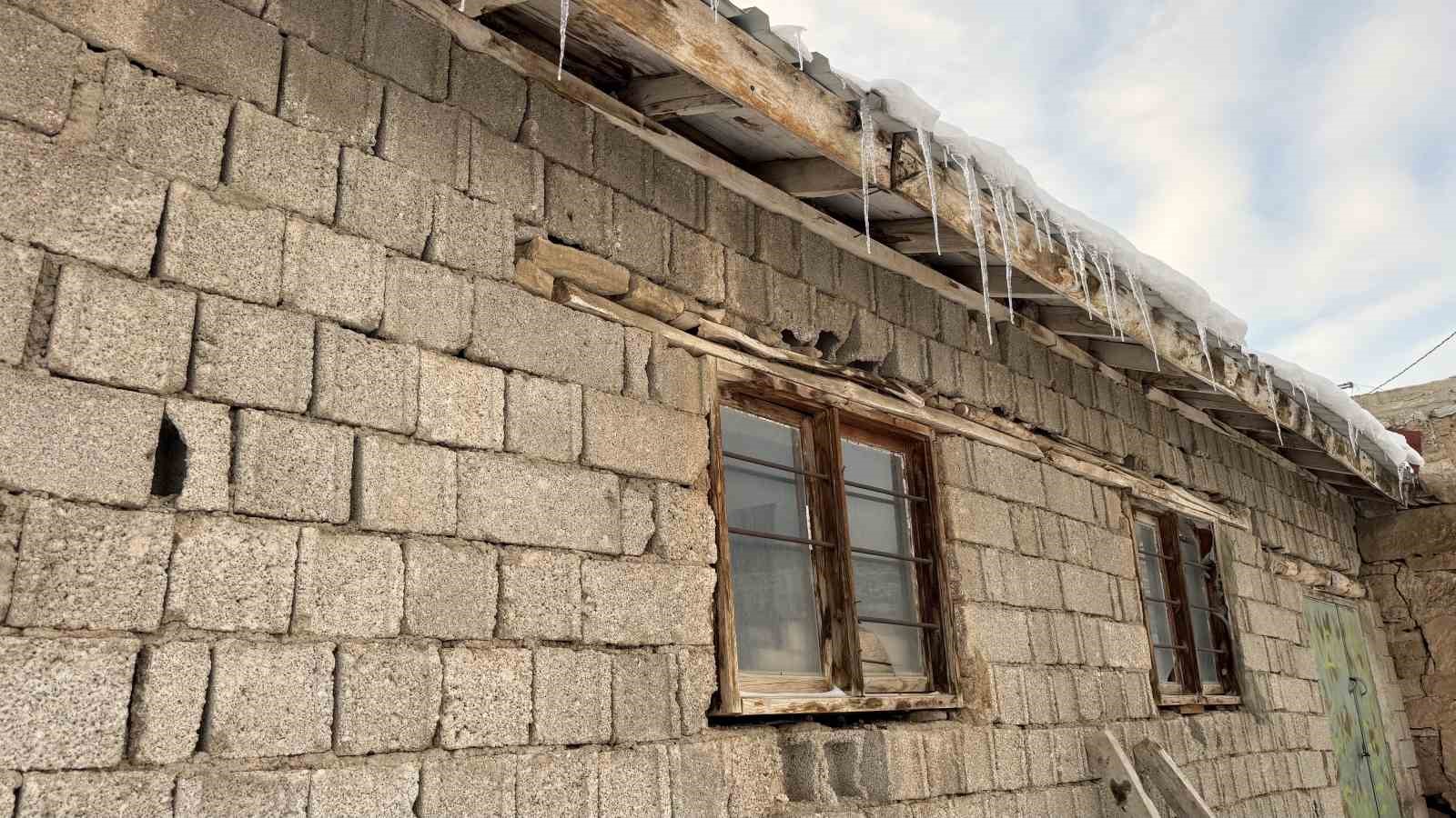 52 yılın en kurak zamanını geçiren çiftçi yağışlarla sevindi: İkinci üründe su sıkıntısı yaşanmayacak
