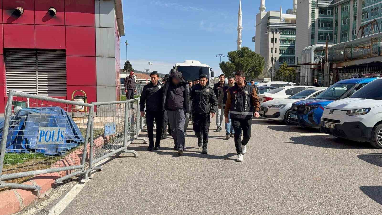 521 milyon TL’lik vurgun yapan aralarında GAÜN öğretim görevlisinin de bulunduğu 10 kişi tutuklandı
