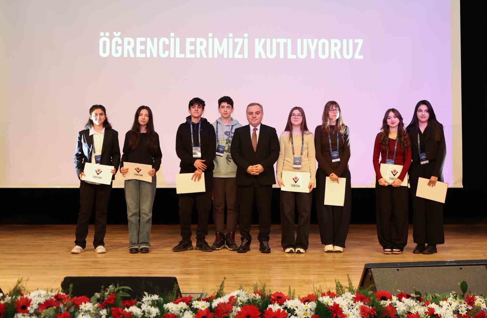 57. TÜBİTAK Lise Öğrencileri Araştırma Projeleri Yarışması’nda  ödüller sahiplerini buldu
