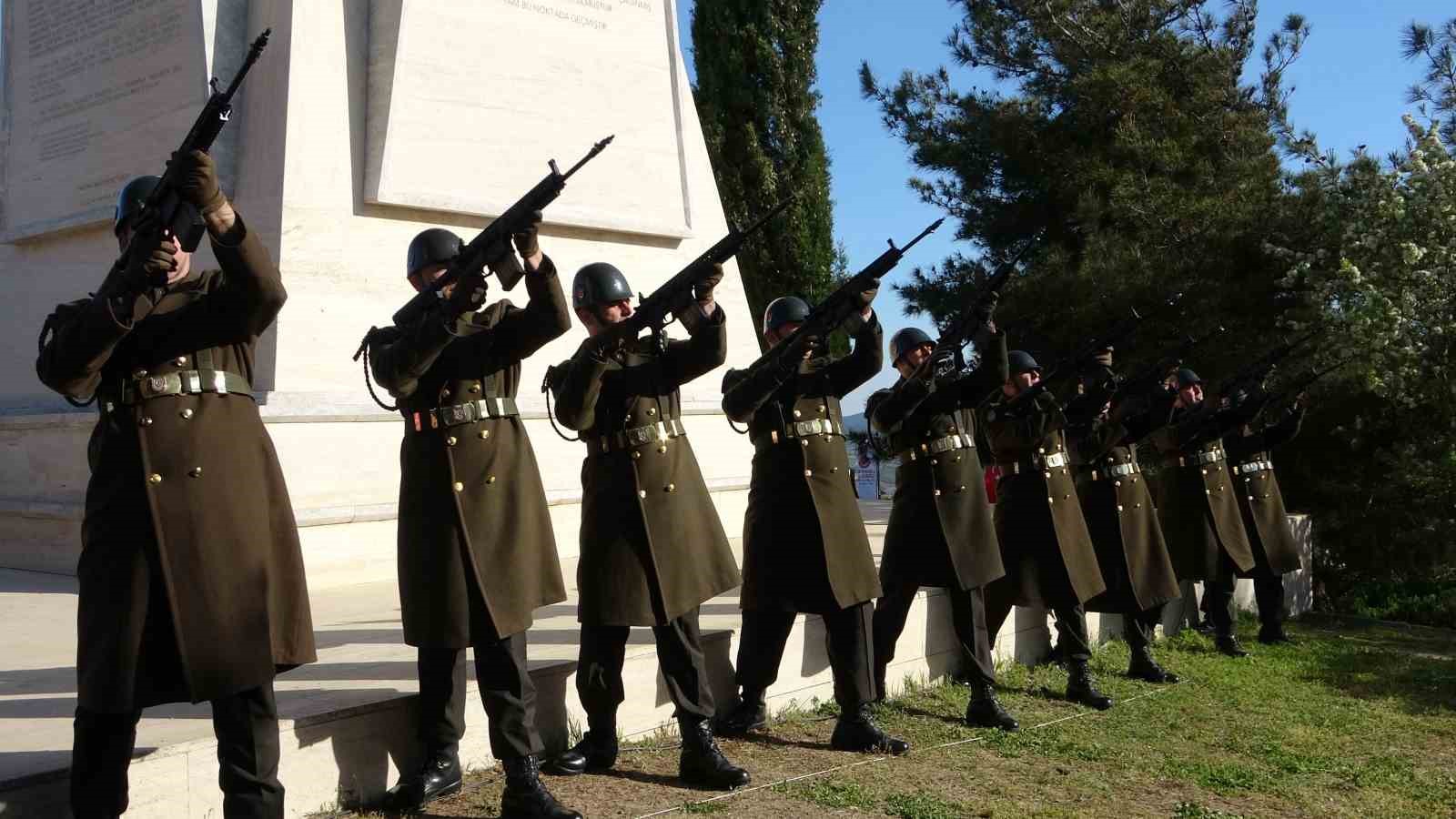 57’nci Alay Sancağı 111 yıl sonra kurulan 57 Alay’a teslim edildi
