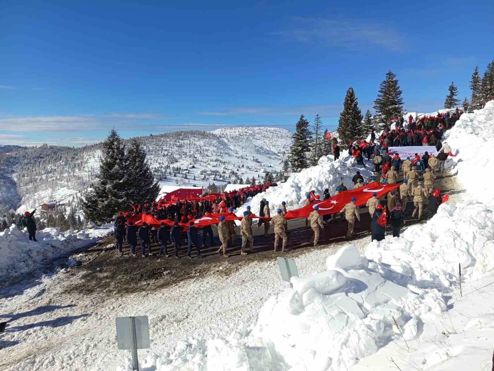 6. Geleneksel Sis Dağı Sarıkamış Şehitleri Anma Yürüyüşü
