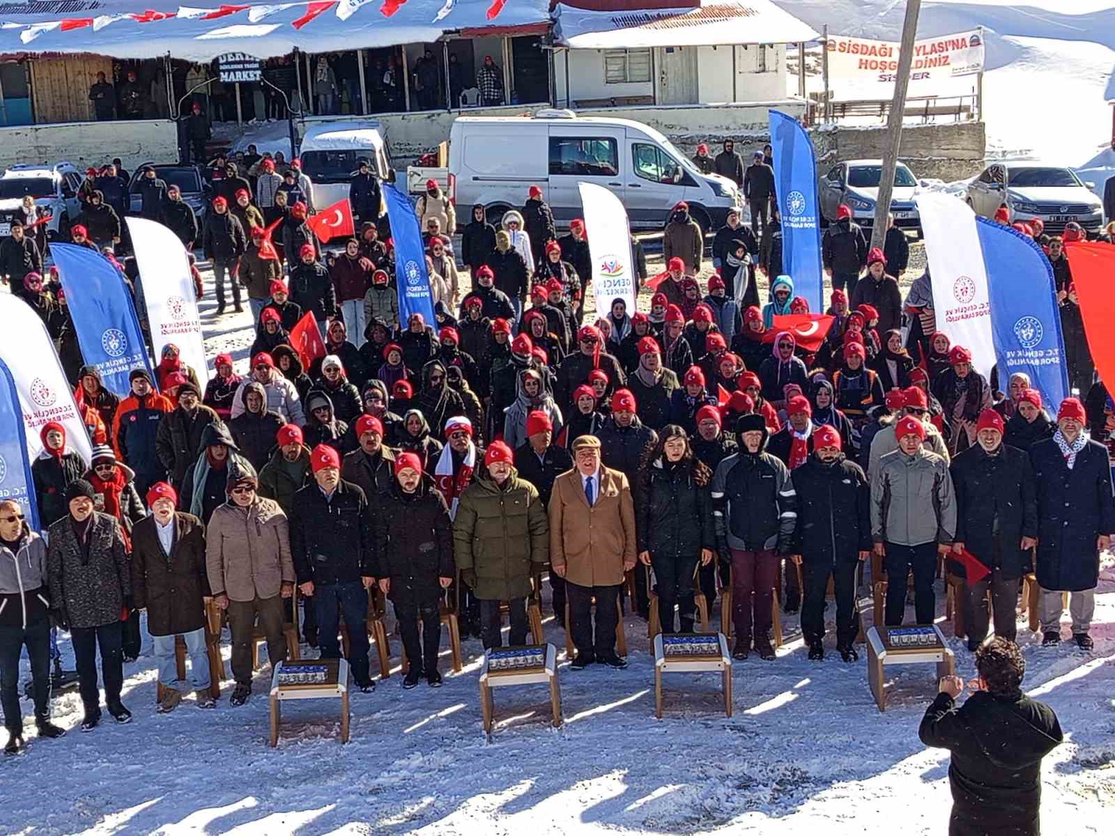 6. Geleneksel Sis Dağı Sarıkamış Şehitleri Anma Yürüyüşü
