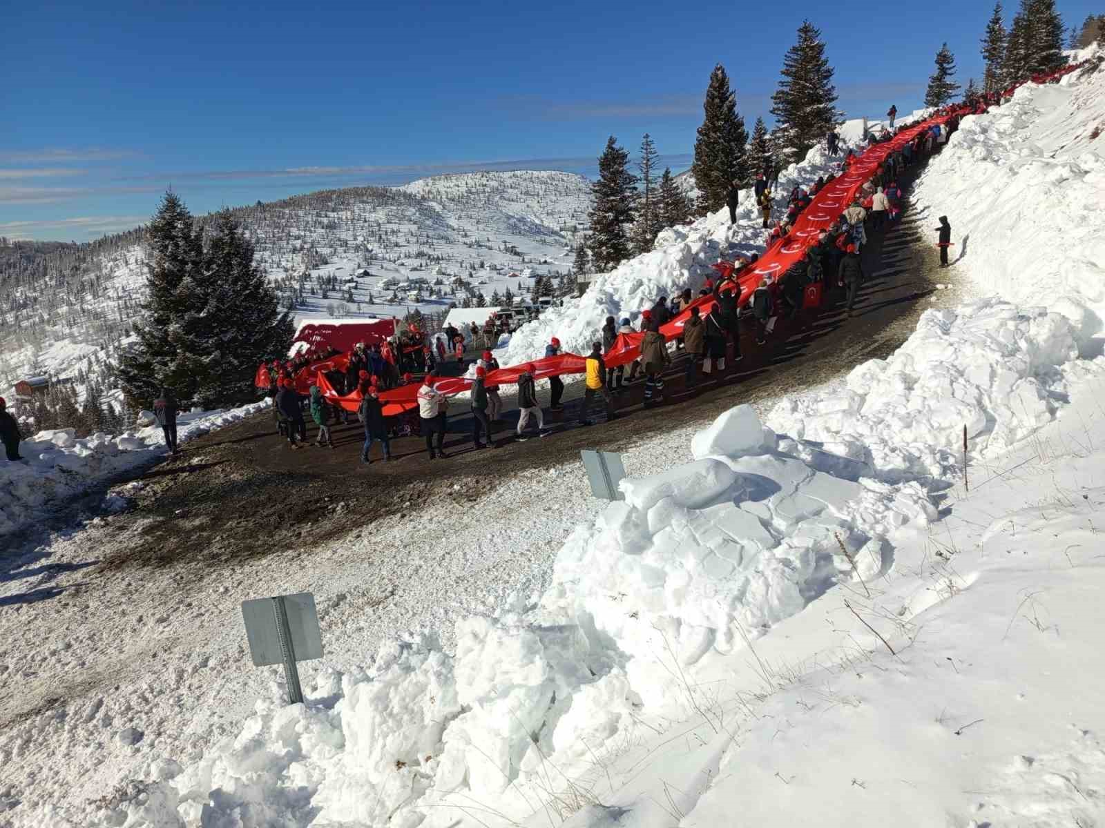 6. Geleneksel Sis Dağı Sarıkamış Şehitleri Anma Yürüyüşü
