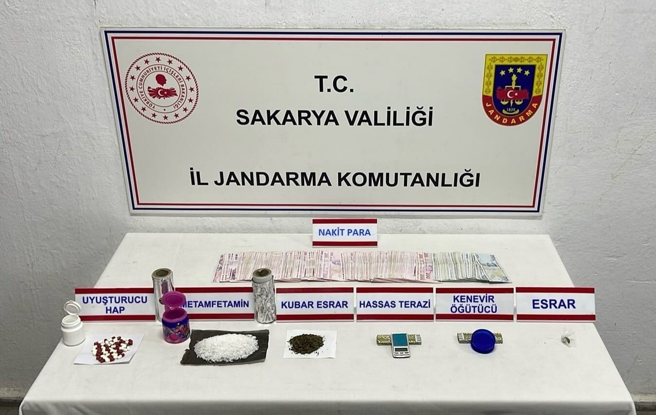 6 ilçede eş zamanlı uyuşturucu operasyonu: 9 tutuklama
