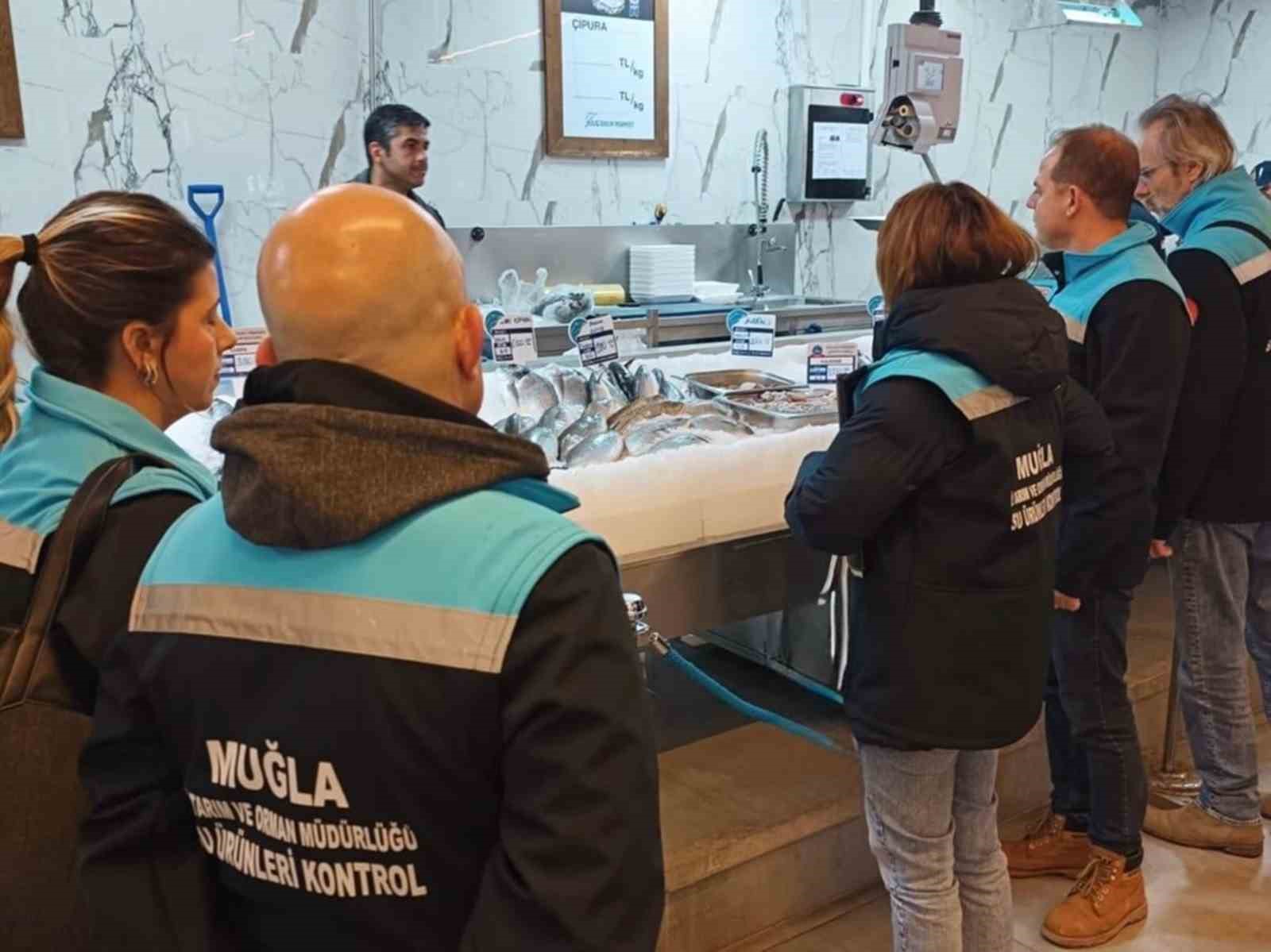 6 işletmeye 379 bin TL ceza
6 işletmeye 379 bin TL ceza