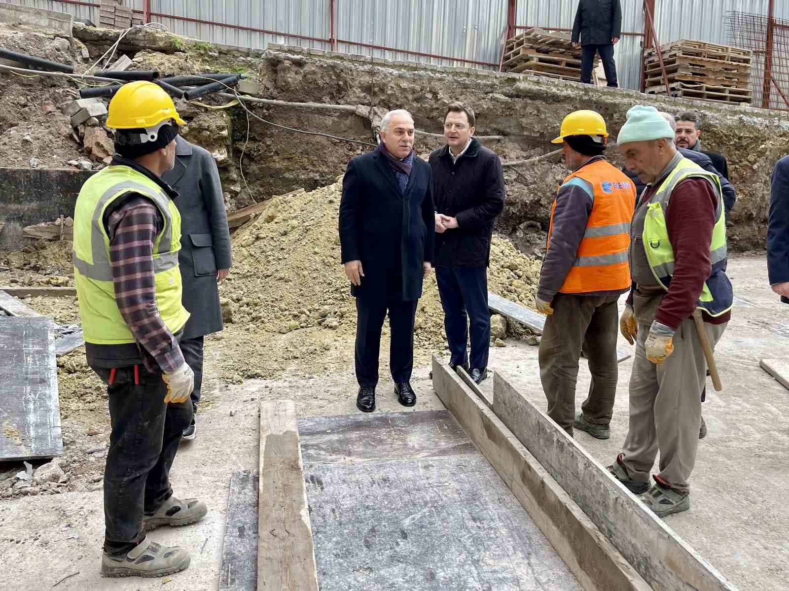 6 Şubat’ın 3. yılında Fatih’ten "Dirençli Şehir" vurgusu
