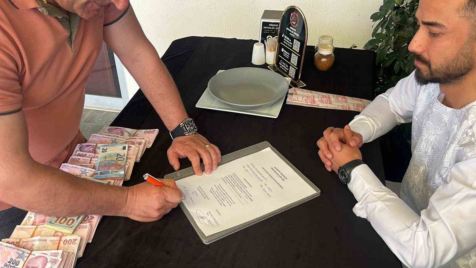 63 kilogram olarak başladığı ve 80 dakika süren  yarışma sonunda  70 kilograma çıktı
