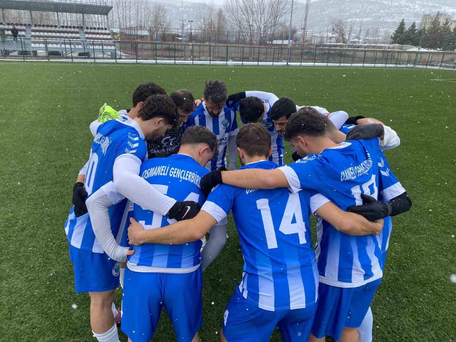 7’de 7 yapan Osmaneli Gençlerbirliğispor ligde tutulamıyor
7’de 7 yapan Osmaneli Gençlerbirliğispor ligde tutulamıyor