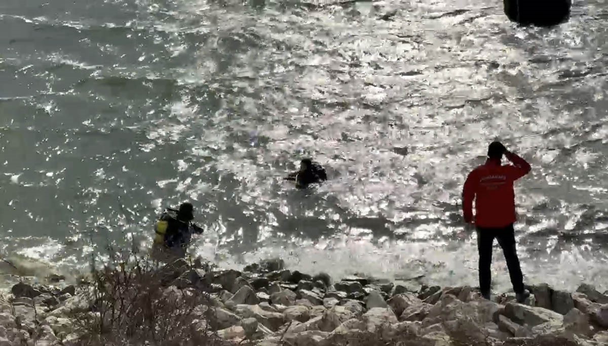 8 gündür kayıp Elif Kumal’dan henüz iz yok
8 gündür kayıp Elif Kumal’dan henüz iz yok